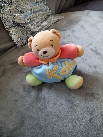 Doudou boule ours Kaloo