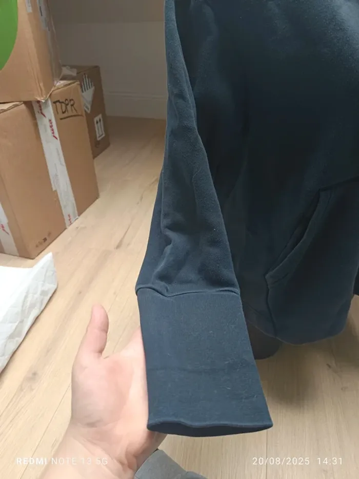 Magnifique pull Nike bleu marine taille M - photo numéro 4