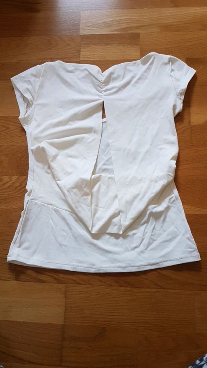 Haut blanc - photo numéro 2