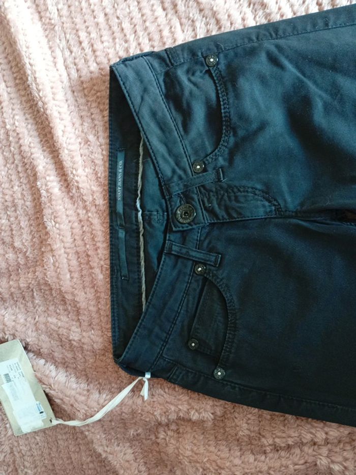 Jeans pantalons neuf - photo numéro 4