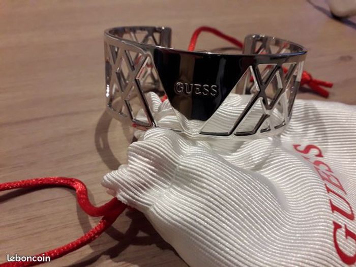 Bracelet Manchette personnalisable Neuf GUESS - photo numéro 2