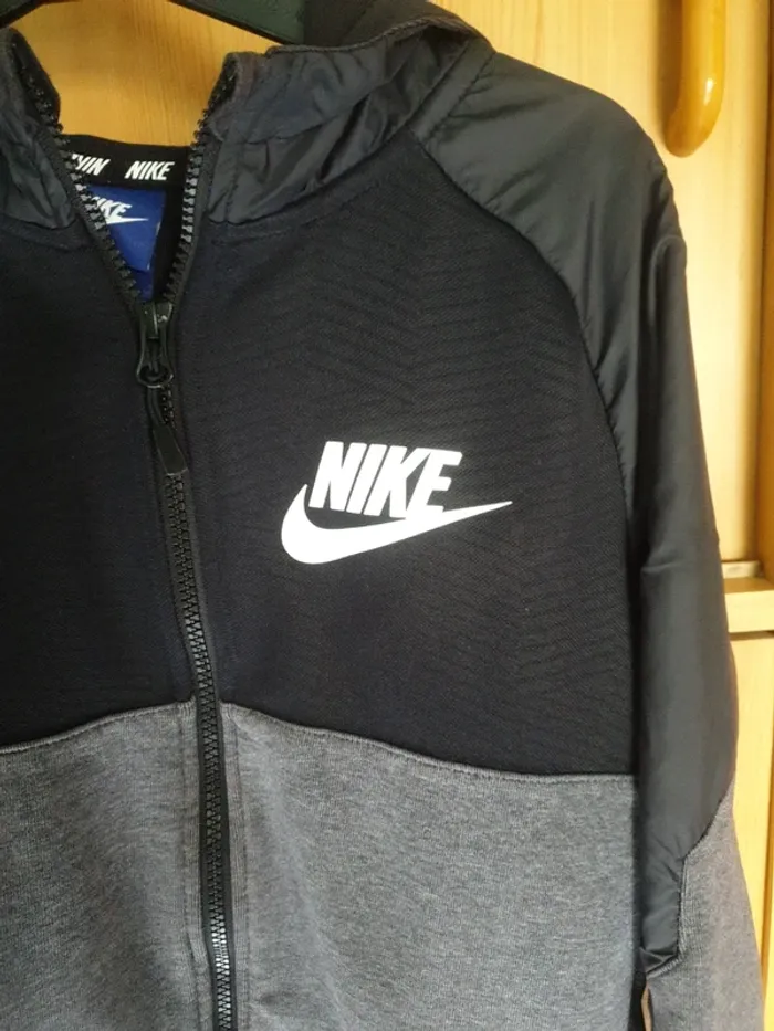 Gilet Nike - photo numéro 2