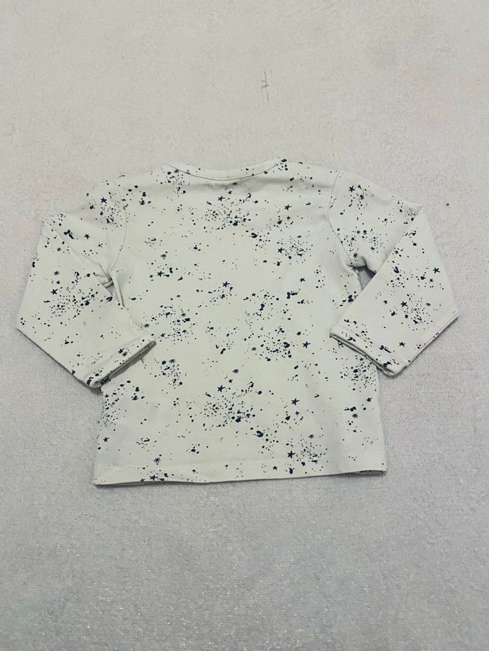 Pull NoppiesBaby 9 mois • Étoiles bleu marine • Très bon état - photo numéro 4