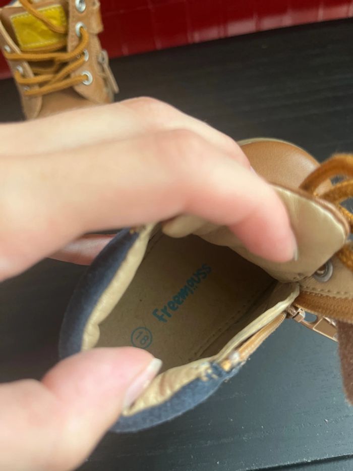 Chaussure bébé 18 - photo numéro 3