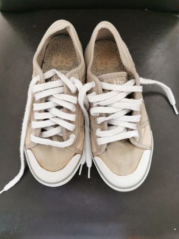 Baskets en toile taille 38