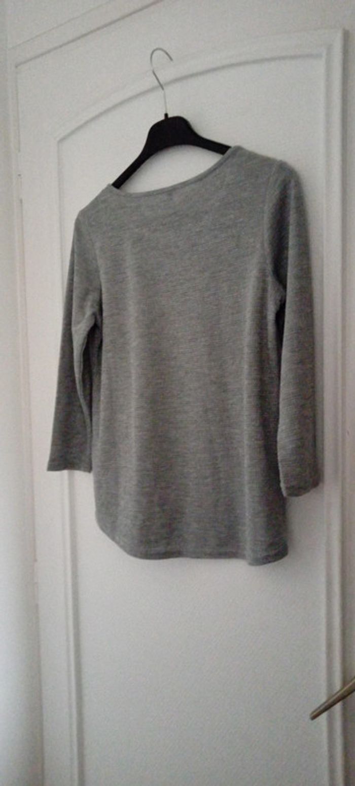 Pull de fêtes fin fil métallique argenté col strass gris femme Taille 1 - photo numéro 7