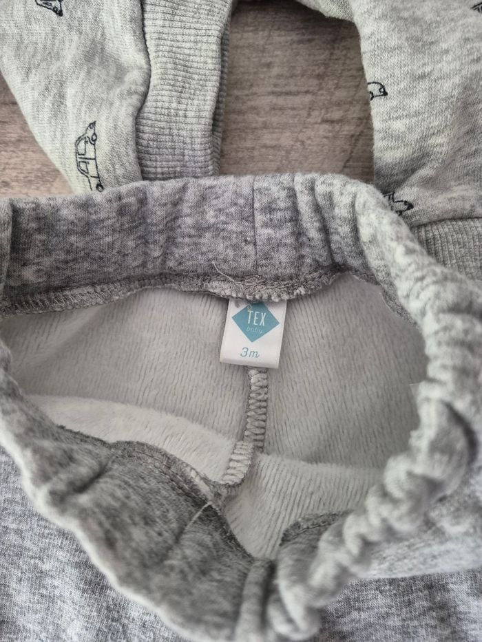 Lot de 4 joggings 3 mois - photo numéro 9