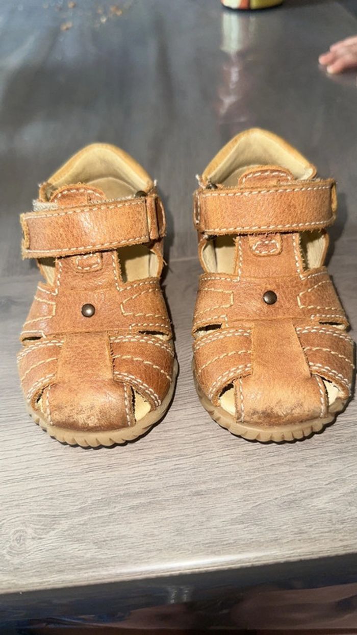 Sandales flexible action système