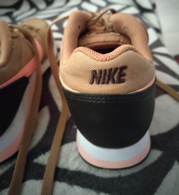 Baskets "Nike MD Runner 2" neuves - photo numéro 5