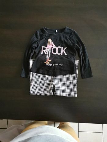 Ensemble pantalon + t-shirt manche longue