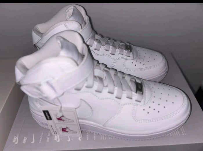 Nike Air Force 1 Mid P.38,5 Neuves unisex - photo numéro 3