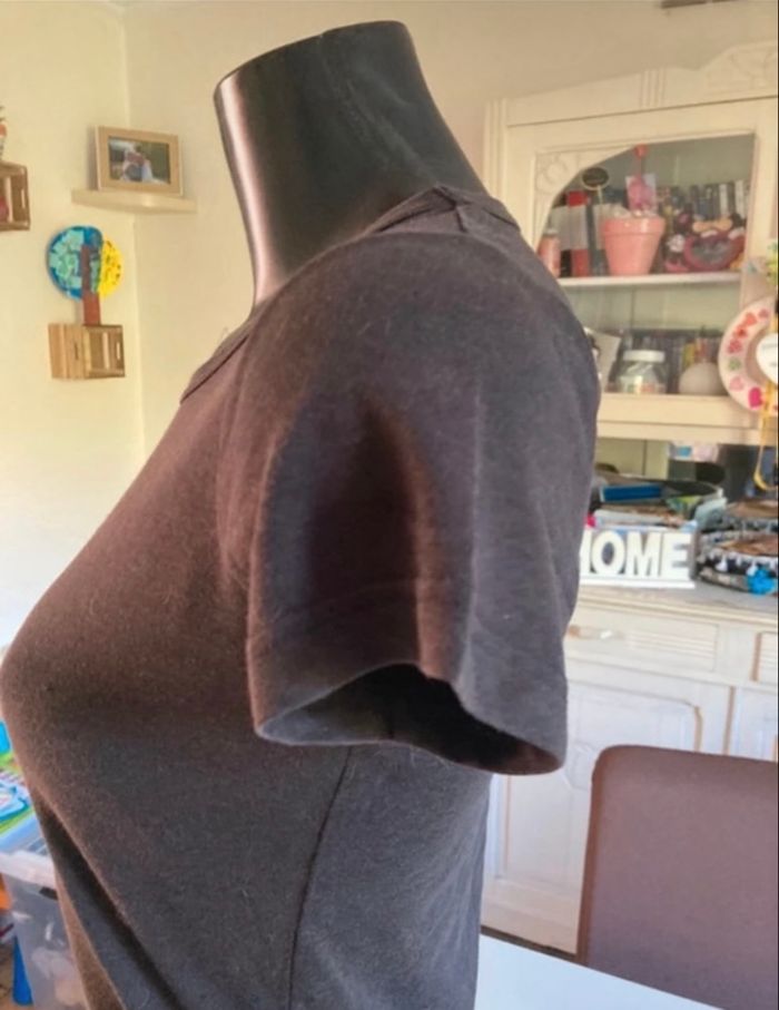 T-shirt sport manches courtes TRÈS BON ÉTAT pour femme taille 40 couleur noir - photo numéro 5