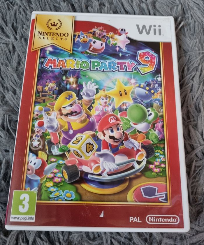 Boîte vide de jeu avec livret MarioParty 9