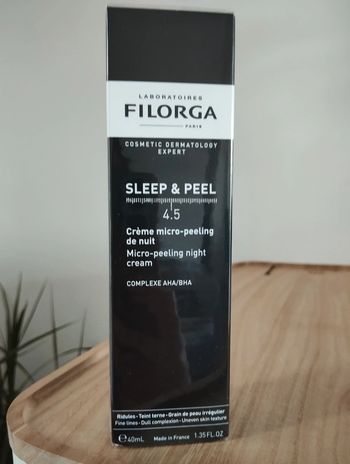 Crème micro peeling rénovatrice de nuit AHA/BHA