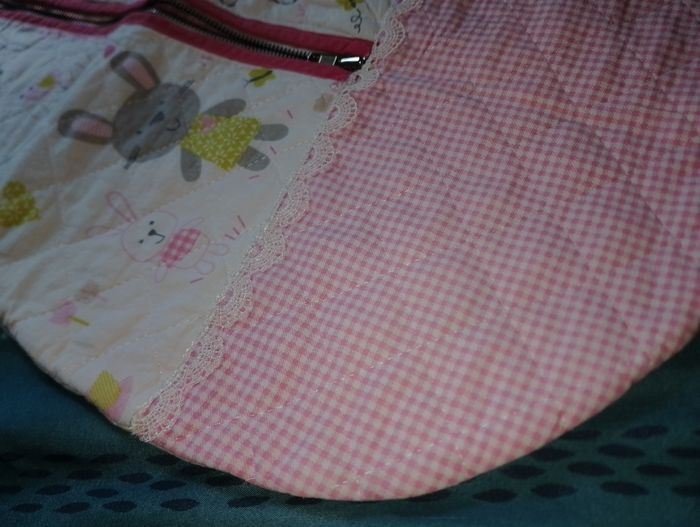 Gigoteuse 0-6 mois
Blanche et Rose avec nounours - photo numéro 2