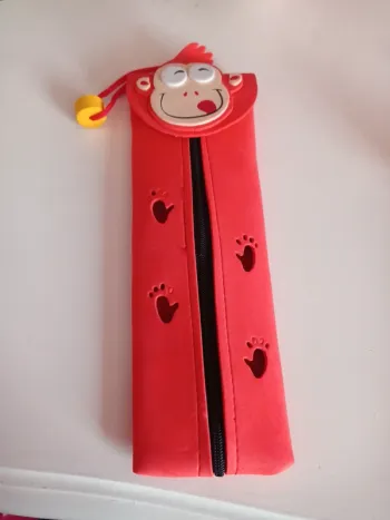 Trousse enfant en mousse orange