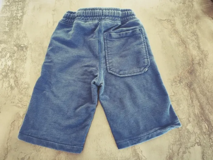 Short Okaïdi taille 4 ans - photo numéro 2