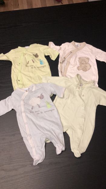 Lot de pyjamas