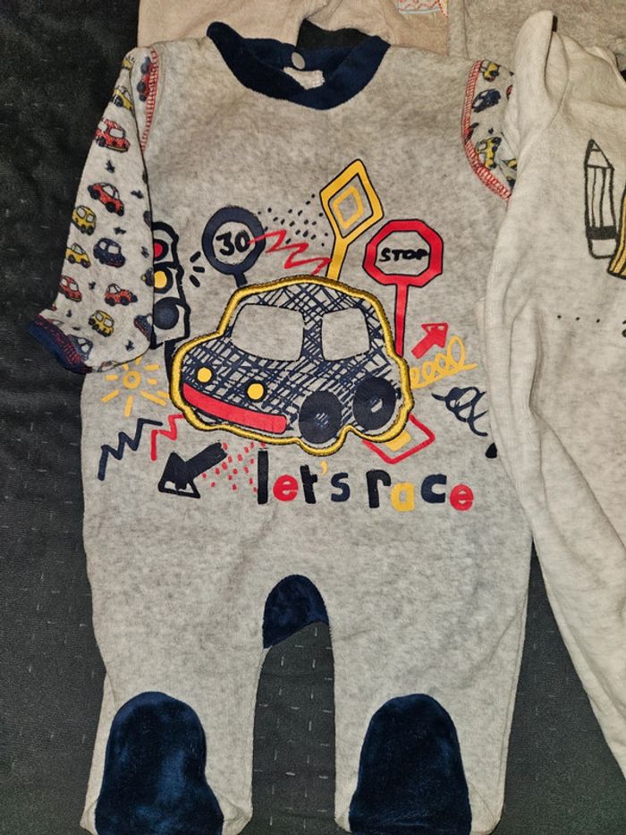 Lot pyjamas - photo numéro 4