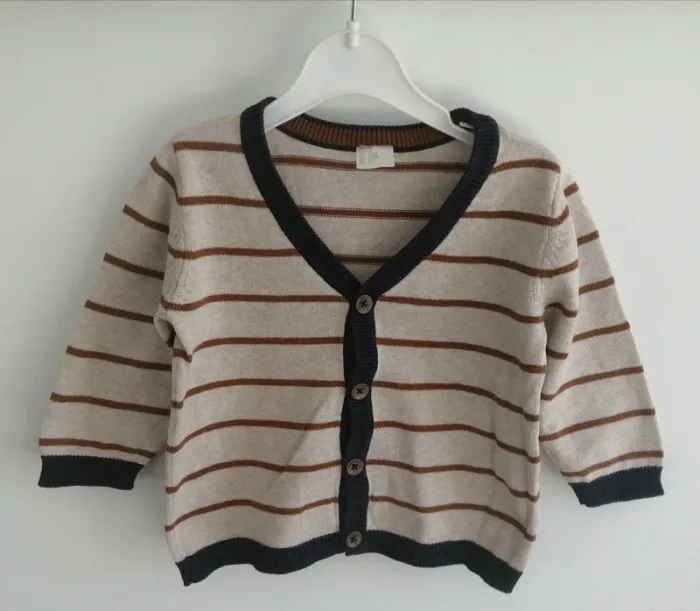 Gilet H&M beige camel et marine
