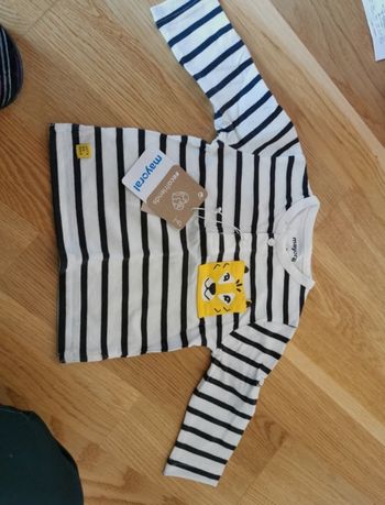 Lot 5 tee shirts 6-9 mois