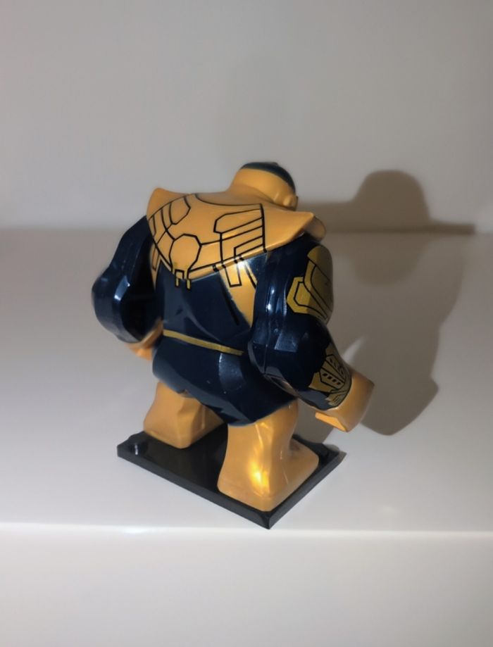 Lego Marvel Thanos minifigurine - photo numéro 3