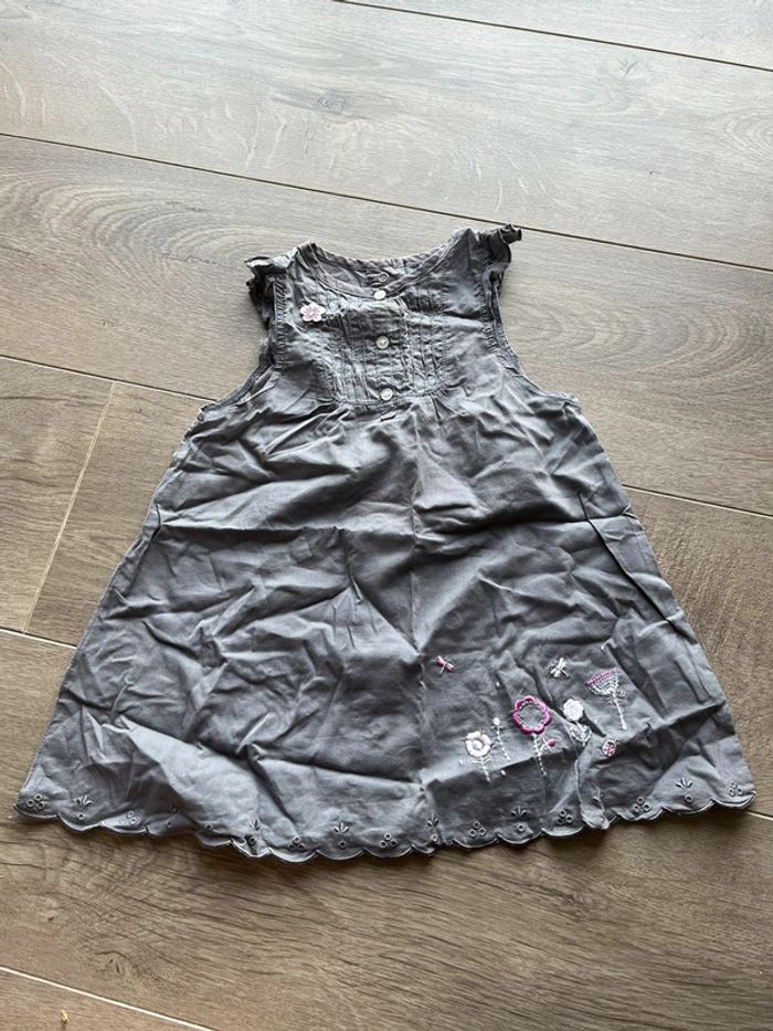 Robe 12