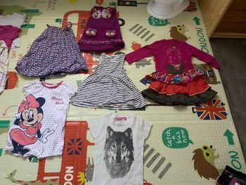 Lot 6 robes/combinaisons taille 3 ans