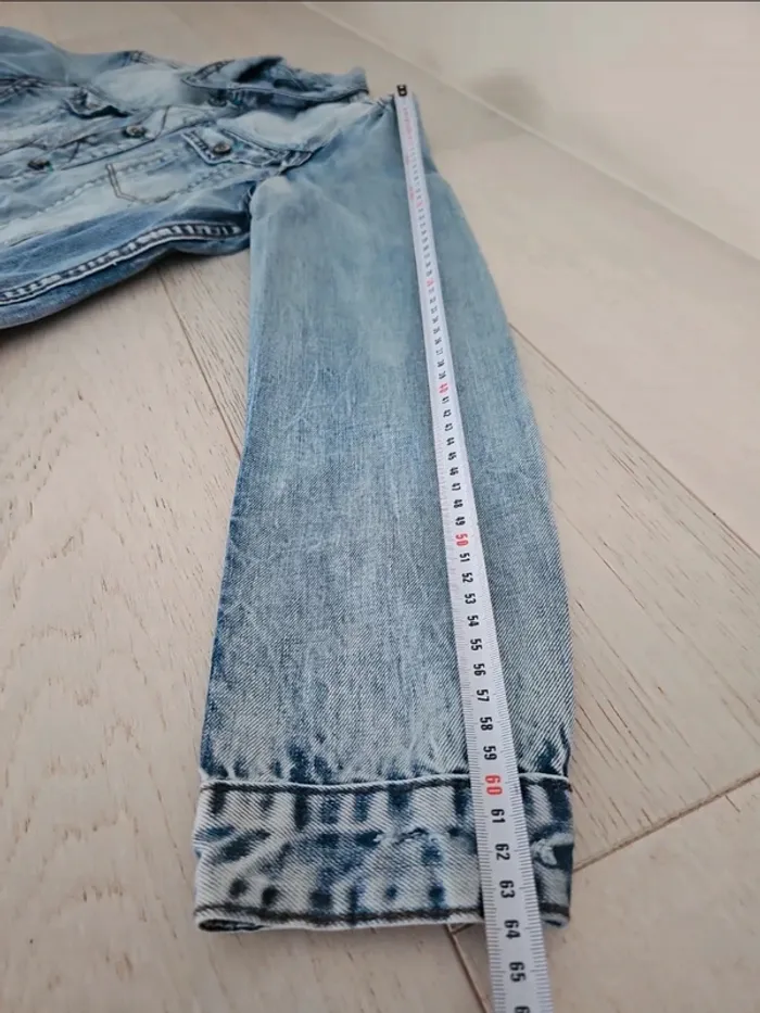 Veste en jean effet usé - photo numéro 19