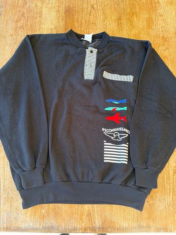 Sweat noir vintage brodé avions – style rétro – Taille M