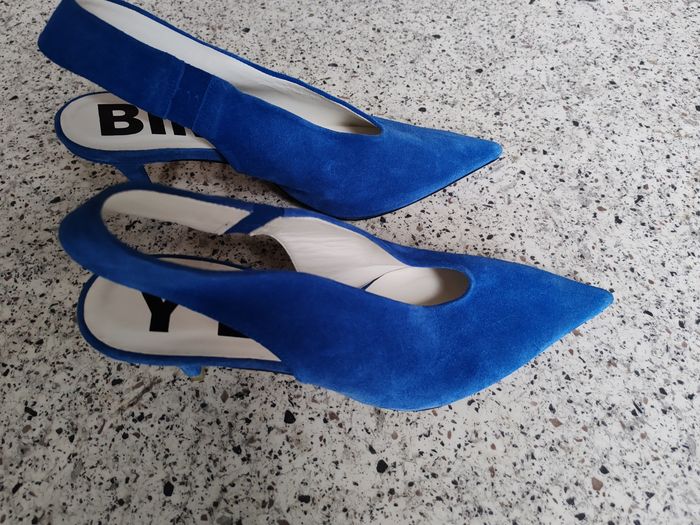 Chaussure en dain bleu