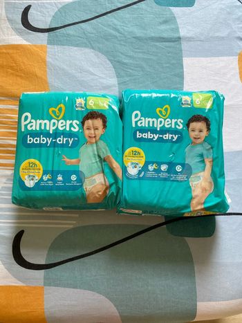 Lot de deux paquets Pampers taille 6