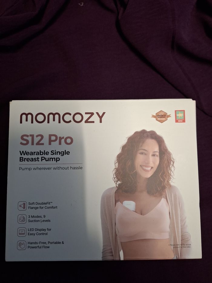 Momcozy