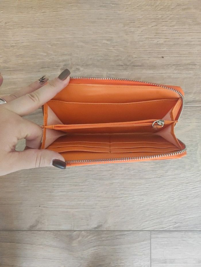 Portefeuille orange - photo numéro 2