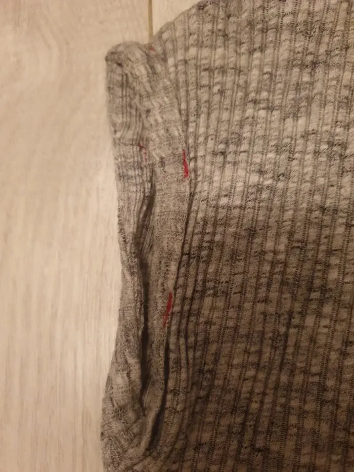 Tee-shirt gris chiné 8 ans - photo numéro 4