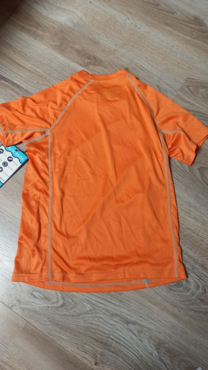 Lot maillot et shirt natation anti UV 8 ans - photo numéro 8