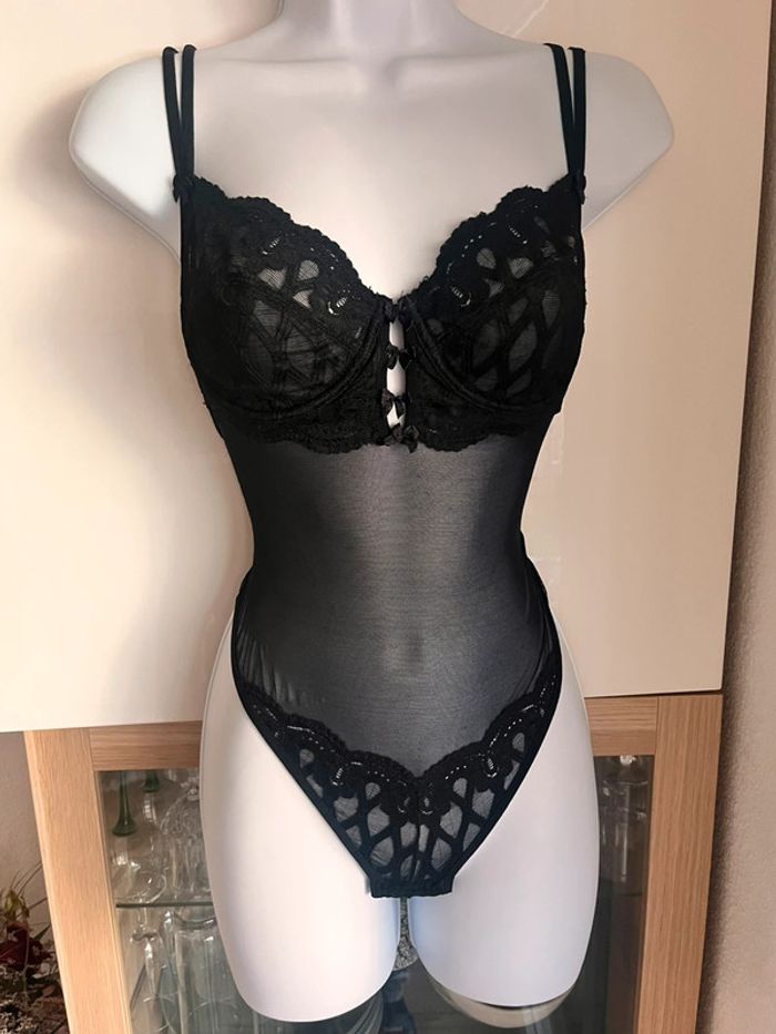 Body noir dentelle taille s - photo numéro 2