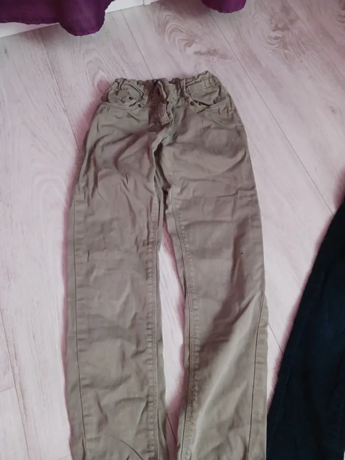 Lot de 2 pantalons 7 ans - photo numéro 4