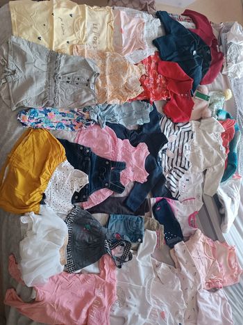 Lot vêtements 6 mois