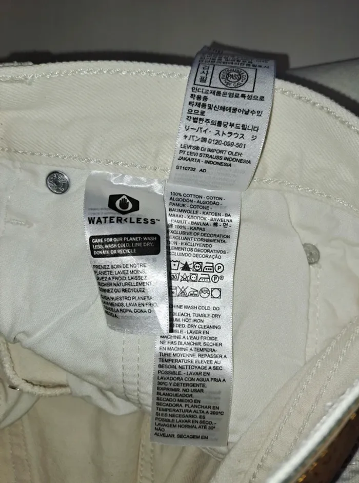 Jeans Levi's 501 Cropped 30x28 neuf - photo numéro 5
