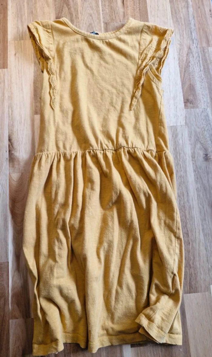 Magnifique lot de 3 robes 8ans - photo numéro 4