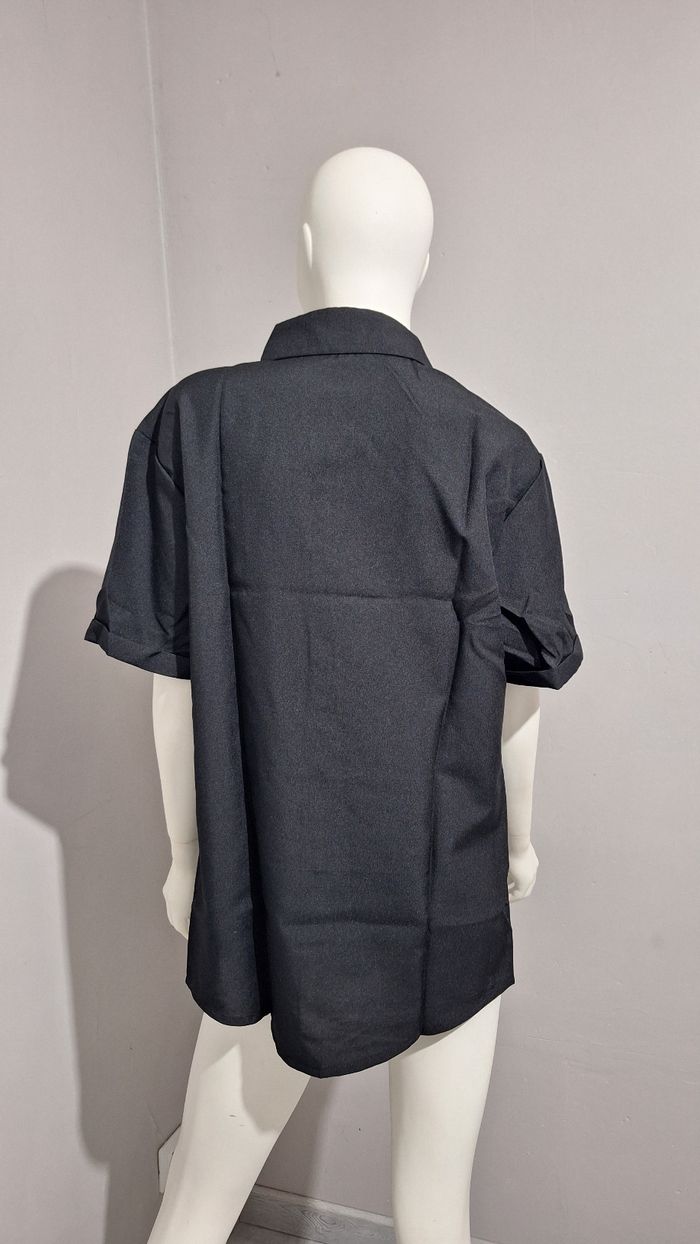Chemise taille S neuve - photo numéro 2
