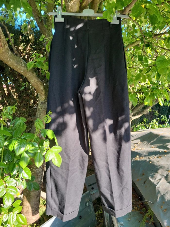 Pantalon tailleur. - photo numéro 2