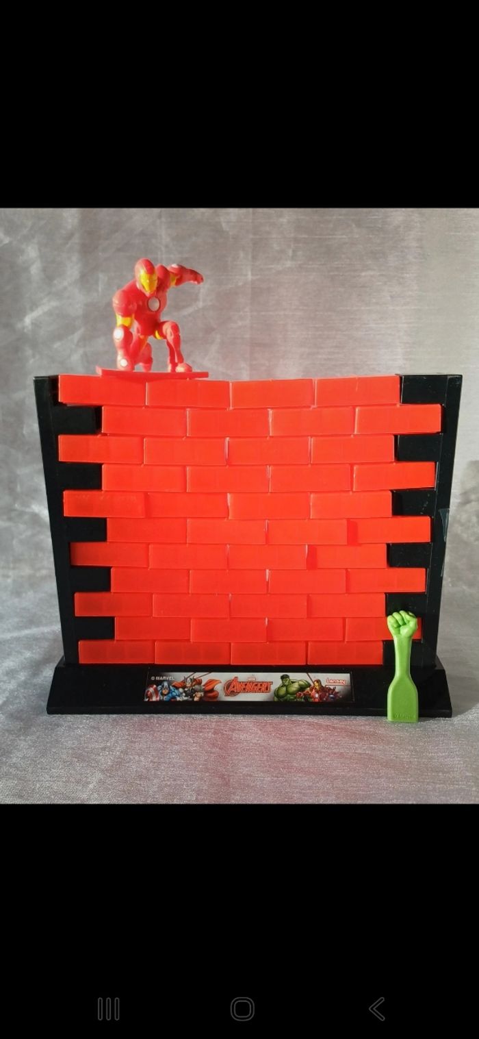 Casse brique Marvel Avenger