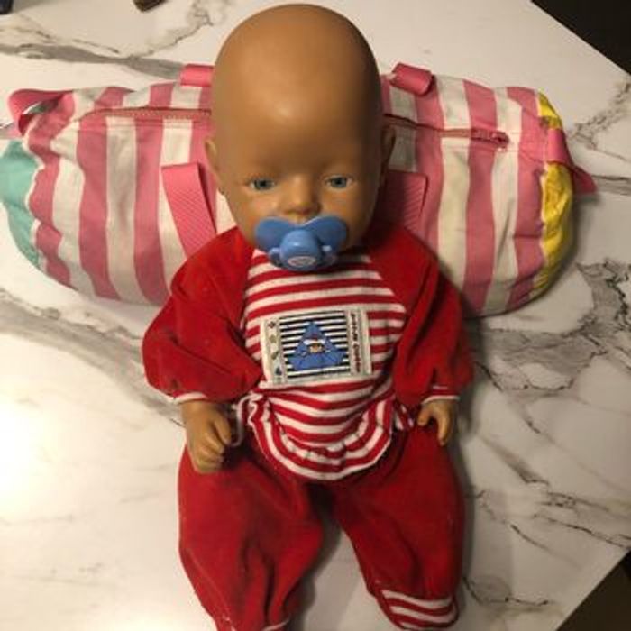 Poupon et vêtements