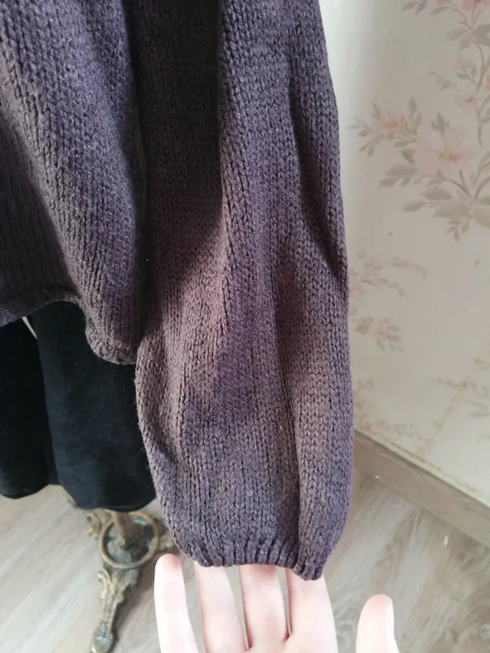 Pull fin marron manches bouffantes plissés au col avec pressions / placard de filles / (8 ans) - photo numéro 5