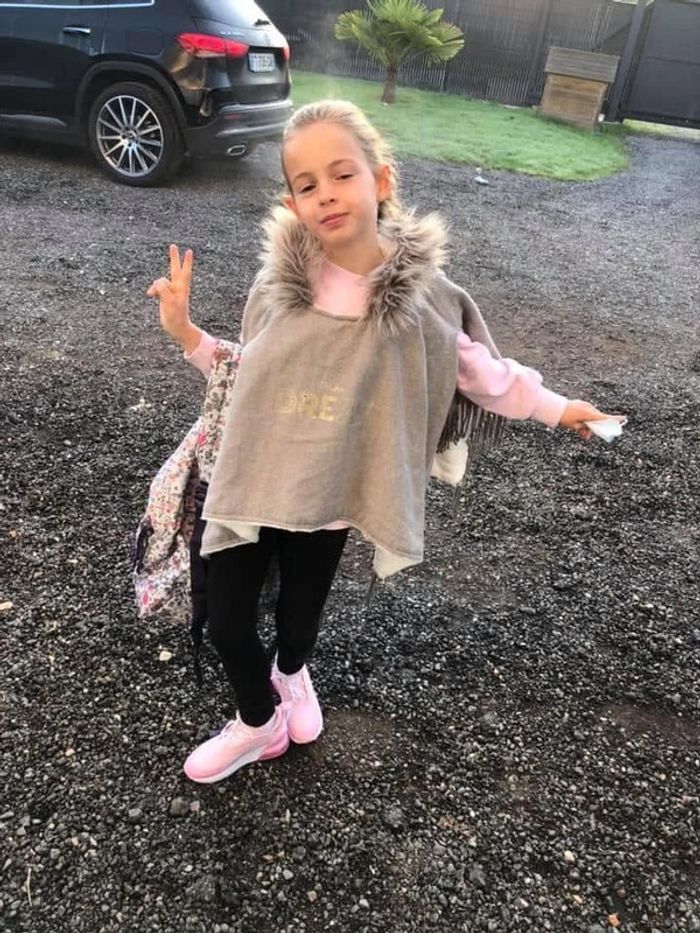 Cape poncho ikks 8/10 ans - photo numéro 2