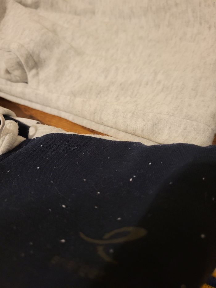 Lot de 3 ensembles garçon 4 ans bon état - photo numéro 4