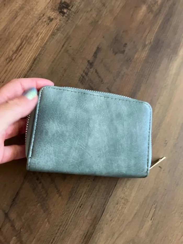 Porte feuille vert d eau neuf - photo numéro 2