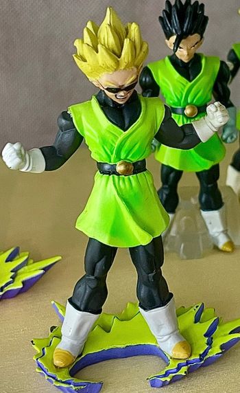 Figurine dragon ball gashapon Gohan